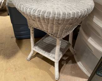 Wicker Table 