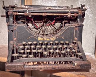 Antique Underwood Typewriter