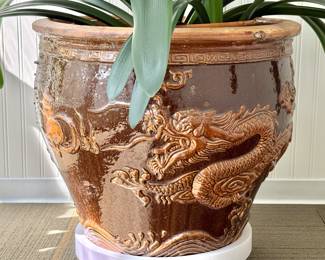 Large Vintage Chinese Dragon Egg Pot, Planter