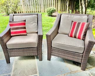 Pair of Patio Chairs 