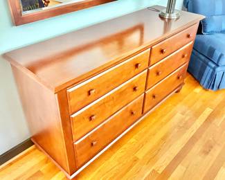 Ethan Allen Dresser