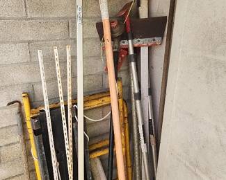 KSG058 - Miscellaneous Yard and Hand Tools