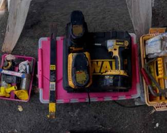 KSG091 Dewalt Cordless Impact Driver And Assorted Tools 