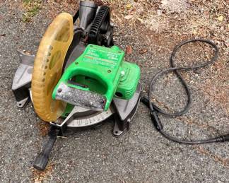 KSG049 - Hitachi C10FCE2 10" Compound Miter Saw