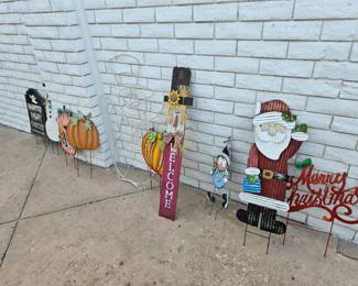 Holiday Yard Decor