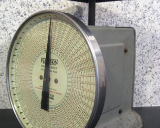 Vintage Parcel  Postage Scale HANSON model 1515 excellent condition.