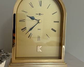 Vintage Howard Miller mantle clock