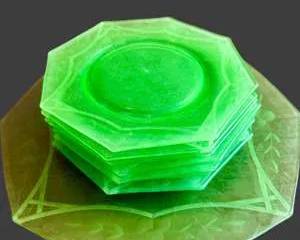  Collectible Set of Vaseline Uranium Glass Octagonal Decorative Plates and Serving Plate