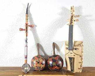  Global Musical Instrument Lot – Morin Khuur, Chinese Erhu, Havana Maracas – Handcrafted World Folk 