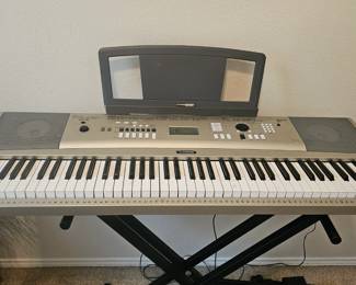 Yamaha electric piano