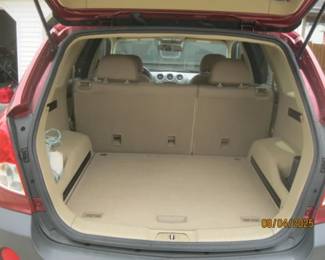 08 SATURN VUE REAR DOOR