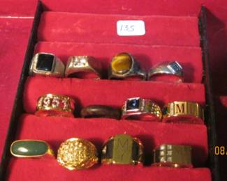 135 COSTUME RINGS