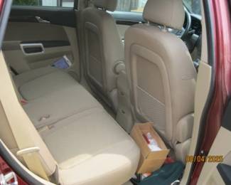 08 SATURN REAR DOOR