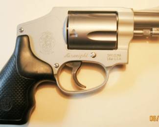 SMITH & WESSON AIRWEIGHT .38 SPL SS REVOLVER