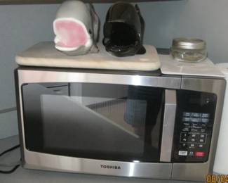 TOSHIBA MICROWAVE