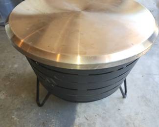 Smokeless firepit