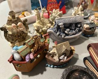 Different Noah's Ark representations 