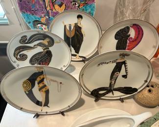 Franklin Mint Lady Plates