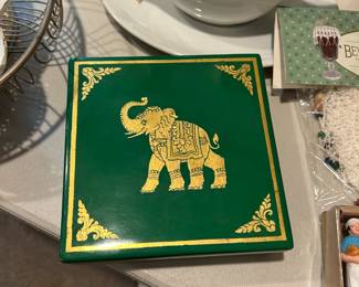 Elephant boxes