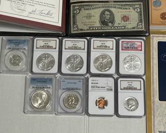 Collectible coins 