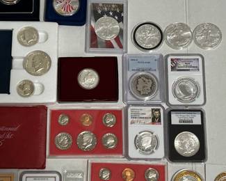 Collectible coins 