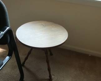 small round table