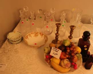 decanters, decor