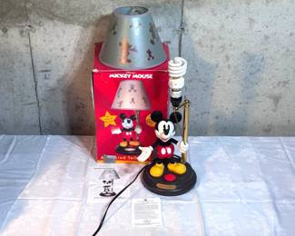 Disneys Mickey Mouse Animated Talking Lamp
