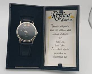 Replica Quartz Watch & Case
