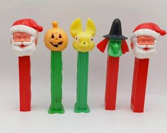 (5) Holiday Themed PEZ Dispensers
