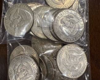 Lots of 10 SILVER 40% Kennedy Half Dollars