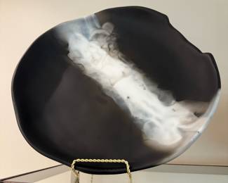 Hollie Tray in Black and White Resin