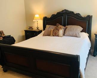 American Drew California King bed--gorgeous