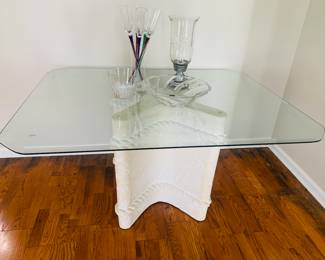 glass top dining table