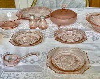 029-DR: Pink Glass Dishes
