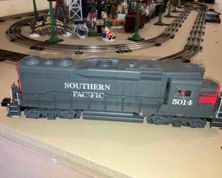 065-BON: Lionel Southern Pacific GP-30 Diesel Locomotive
