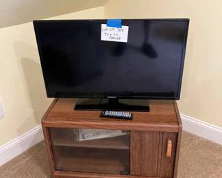 019-BON: Samsung TV & TV Cabinet