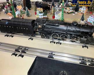 064-BON: Vintage Lionel 675 Steam Locomotive & 2046W Whistle Tender
