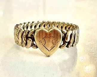 091-J: Vintage Pitman and Keeler American Sweetheart Bracelet