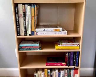 012-MBR: Bookcase & Books