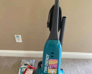 054-LR: SHARP Twin Energy Upright Vacuum Cleaner
