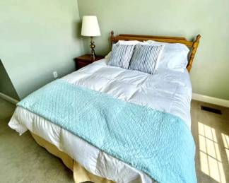 009-BR2: American Drew Bed Vignette