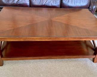 003-LR: Cocktail/Coffee Table