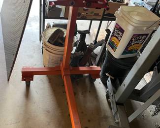 Motor hoist