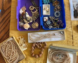 costume jewelry