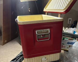 Vintage Coleman cooler
