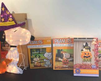 Peanuts Illuminating Yard Art