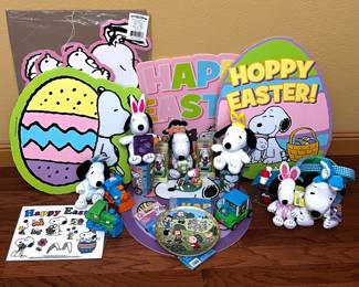 Snoopy Easter Collectibles Decor