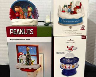 Peanuts Nightlight, Sound In Motion Ornaments