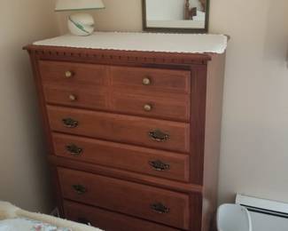 Sturdy dresser